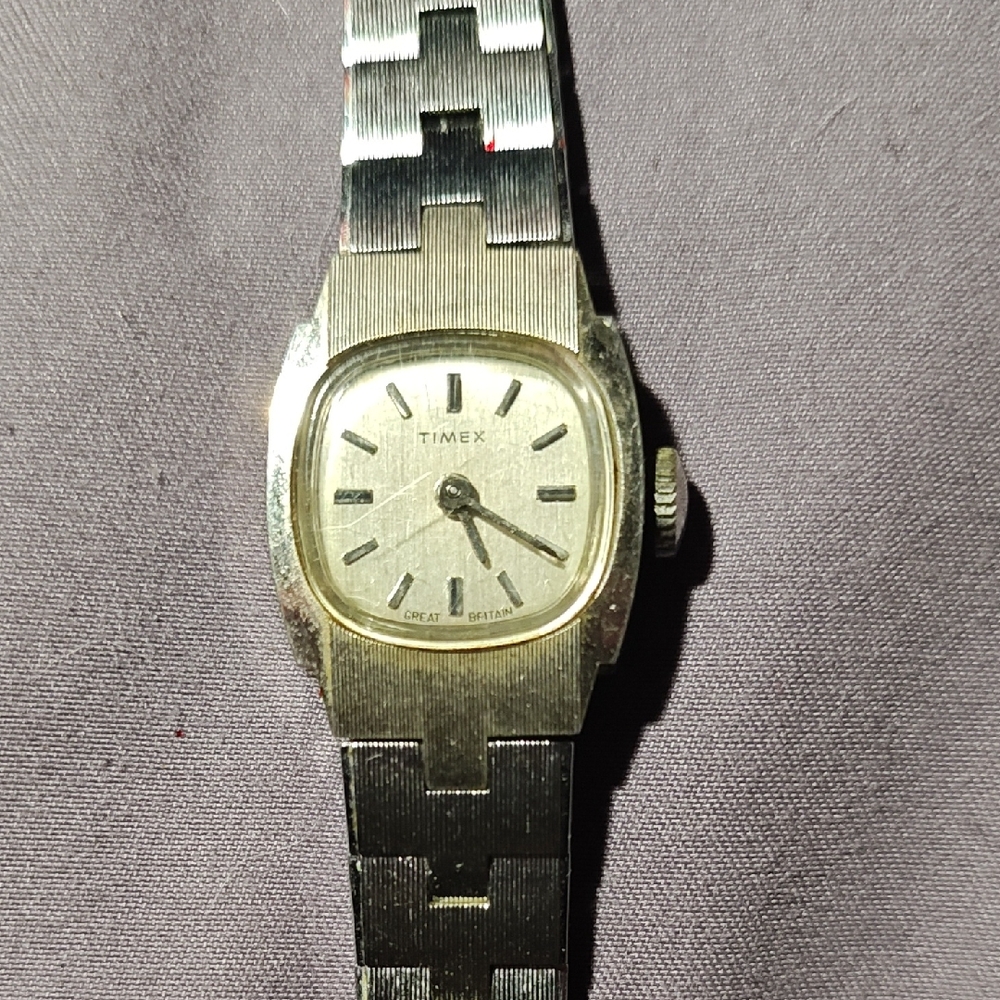Vintage Timex Silver Metal Watch